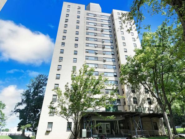 2 Fordham Hill Oval 16B, Bronx NY 10468