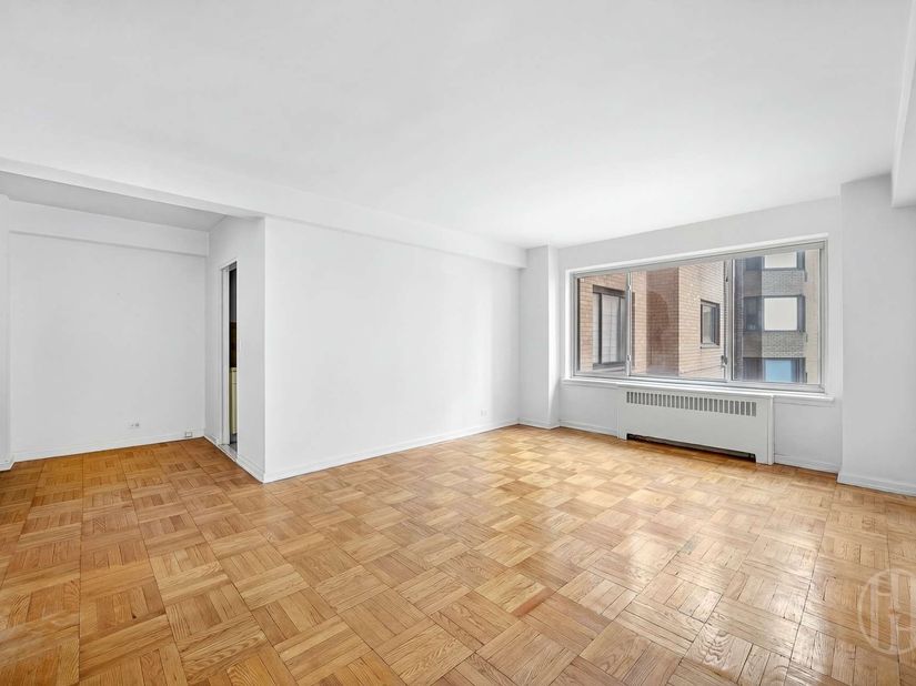 45 East End Avenue 3J, New York NY 10028