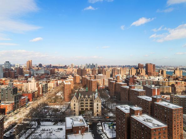 215 East 96th Street 28C, New York NY 10128