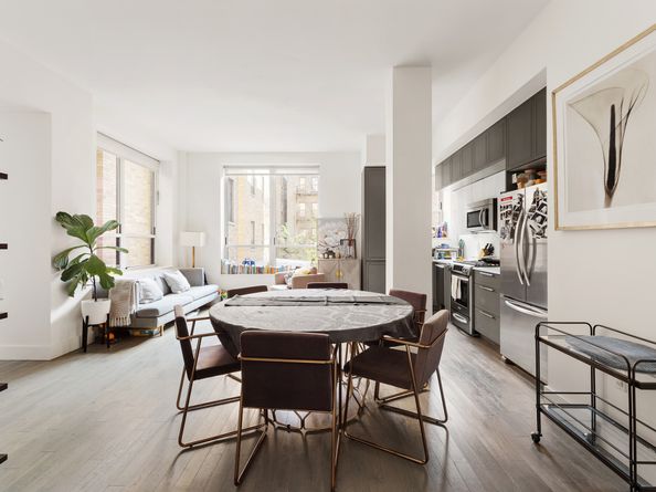 416 West 52nd Street 306, New York NY 10019