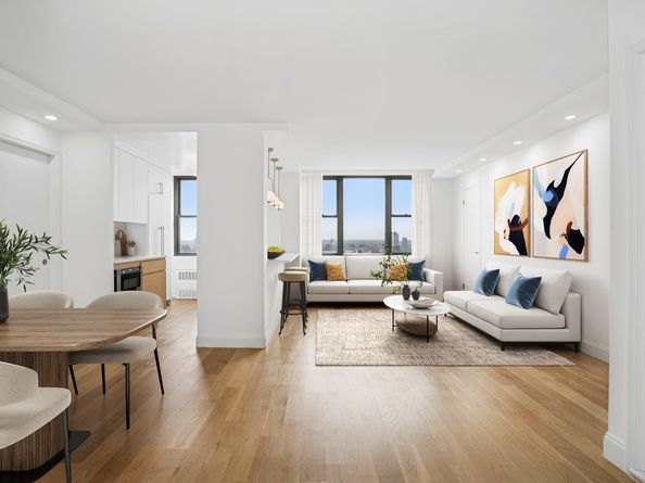 201 East 17th Street 31H, New York NY 10003