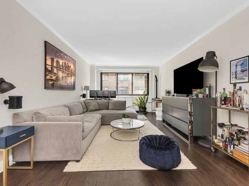 16 West 16th Street 11JN, New York NY 10011