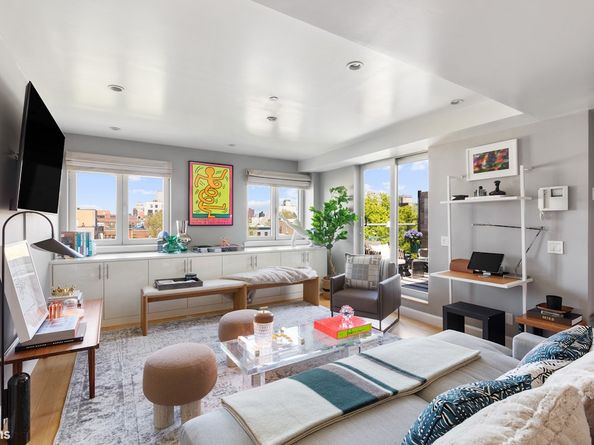 136 Powers Street 4B, Brooklyn NY 11211
