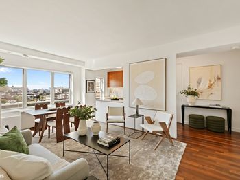 33 Greenwich Avenue