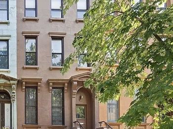 457 6th Street