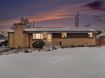 7690 Greenwood Boulevard