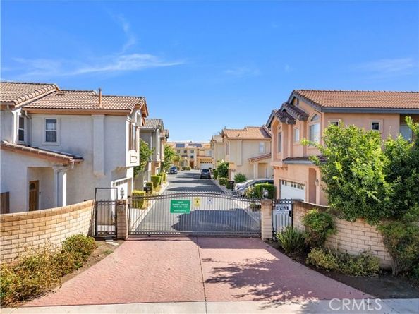 9400 Burnet 117, North Hills (los Angeles) CA 91343