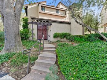 5757 Owensmouth Avenue