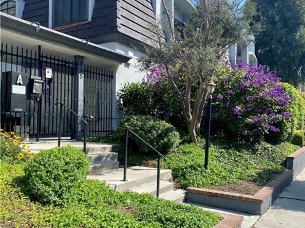 8105 Redlands Street 107, Playa Del Rey (los Angeles) CA 90293