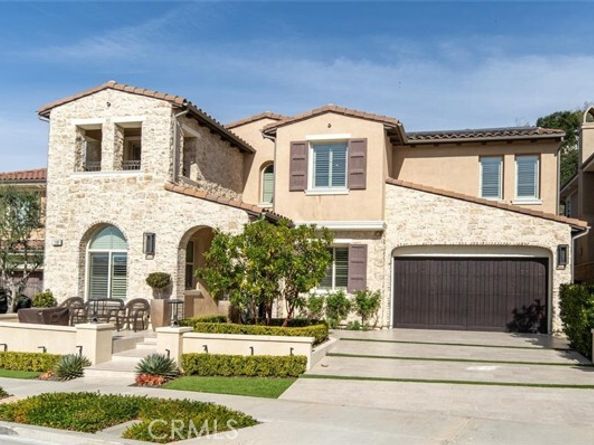 1161 Summit Oak, Lake Forest (el Toro) CA 92679