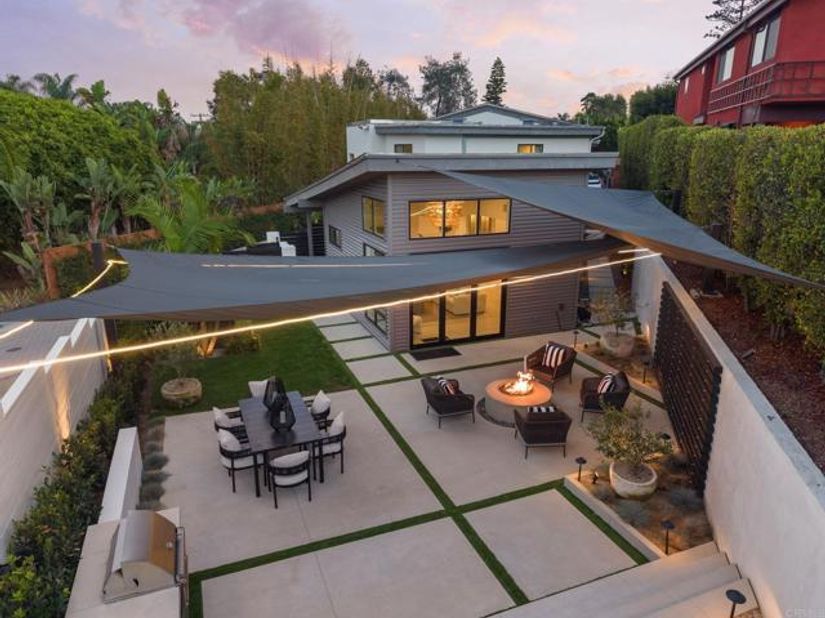 141 W Leucadia Blvd, Encinitas CA 92024