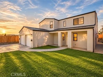 4661 Redwood Street