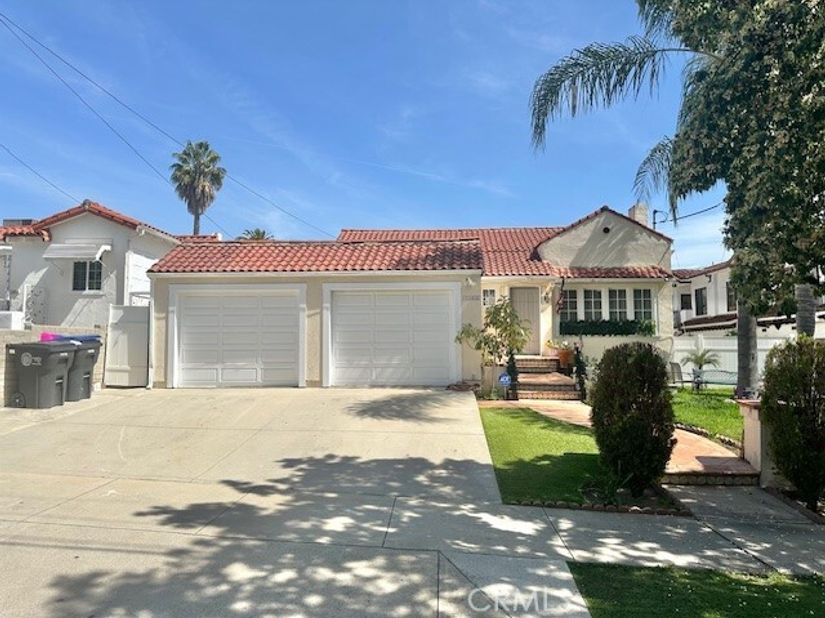 1362 N Columbus, Glendale CA 91202