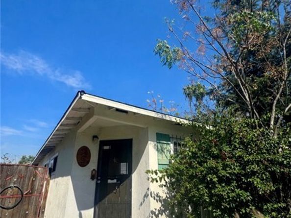 25 E Plymouth, Long Beach CA 90805