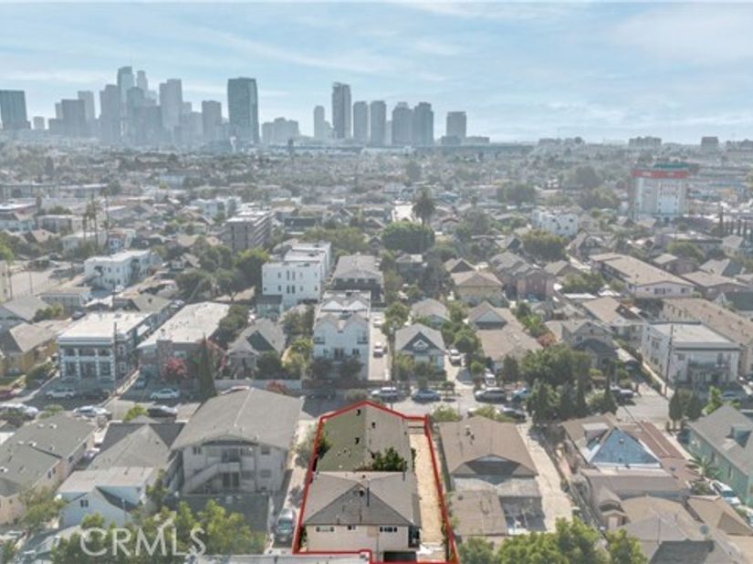 1741 S New England Street, Los Angeles CA 90006