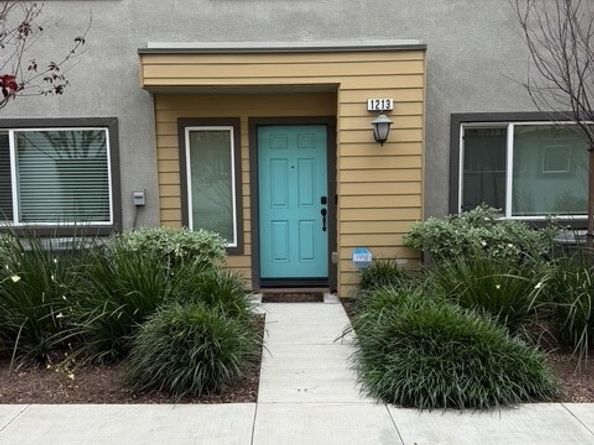 1213 Ironsides Lane, Harbor City (los Angeles) CA 90710
