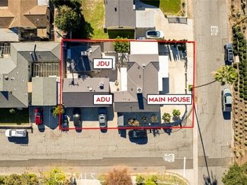 1670 N Oxford Avenue