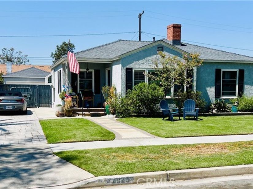 2925 San Francisco, Long Beach CA 90806