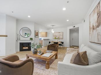 450 W Dryden Street