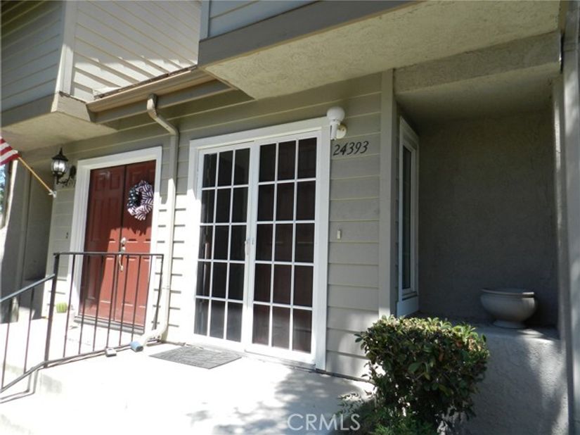 24393 Hillsdale 18, Laguna Hills CA 92653