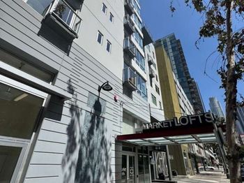 645 W 9th