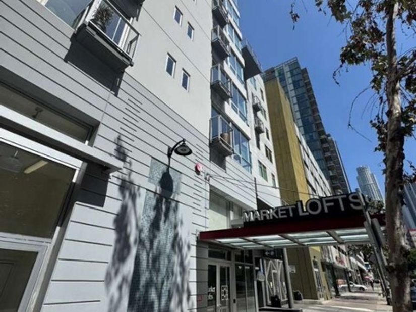645 W 9th 425, Los Angeles CA 90015