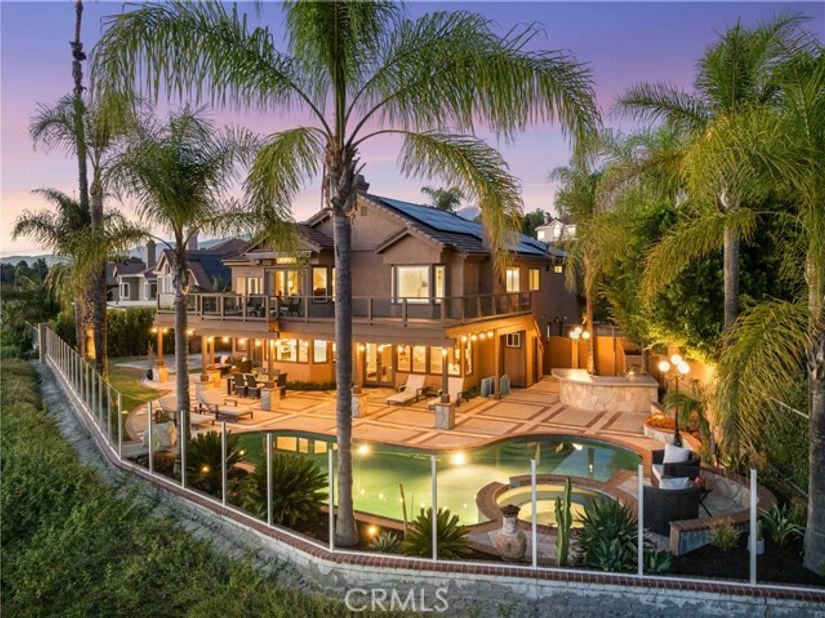 19 Windflower, Laguna Hills CA 92679