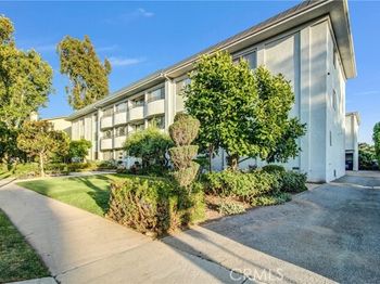 972 E California