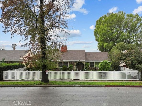 9253 Hayvenhurst Avenue, North Hills (los Angeles) CA 91343