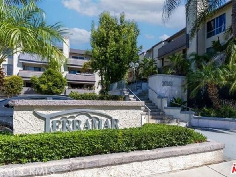 20253 Keswick 211, Winnetka (los Angeles) CA 91306