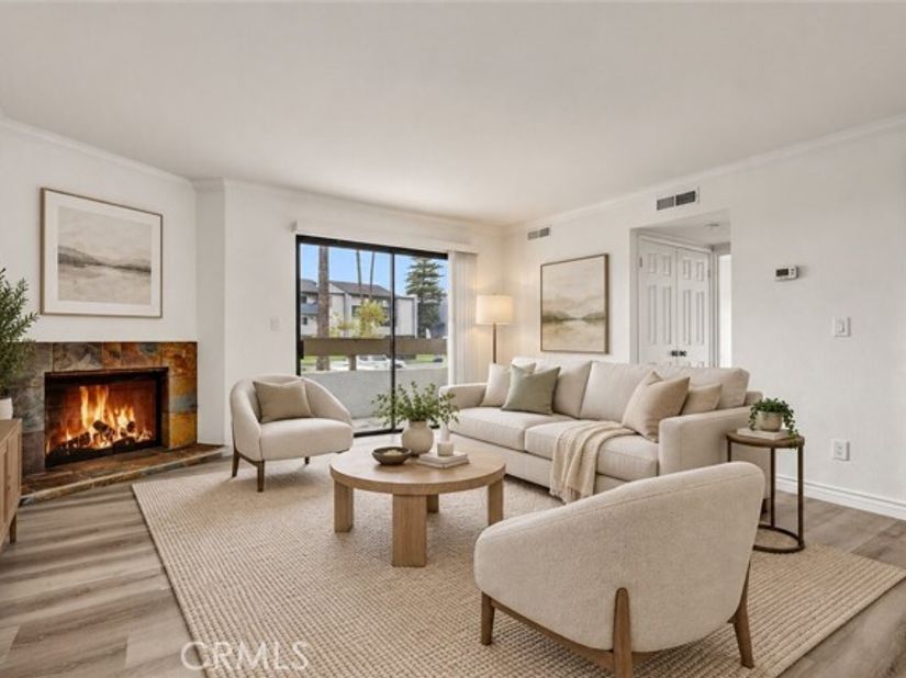 19620 Sherman Way Unit 1, Reseda (los Angeles) CA 91335