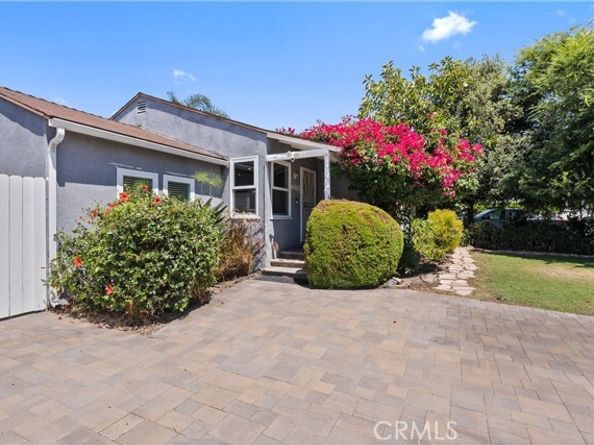 6443 Bakman, North Hollywood (los Angeles) CA 91606