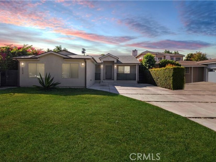 14940 Hartland, Van Nuys (los Angeles), CA 91405