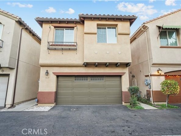 7619 N Patriot Way, Van Nuys (los Angeles) CA 91405