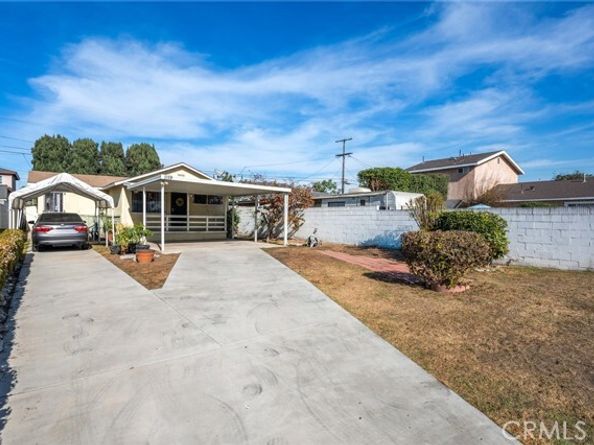 1119 E Colon Street, Wilmington (los Angeles) CA 90744