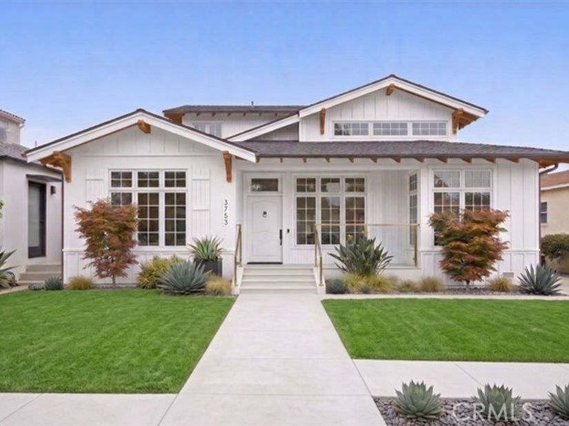 3755 S Bentley, Los Angeles CA 90034