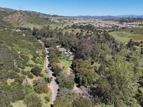 9237 Harmony Grove, Escondido CA 92029