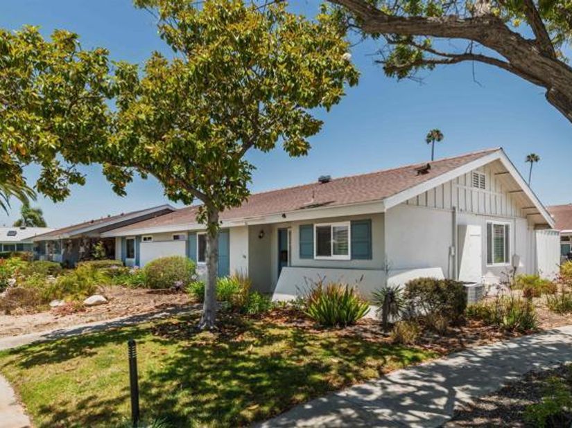 3685 Vista Campana 61, Oceanside CA 92057