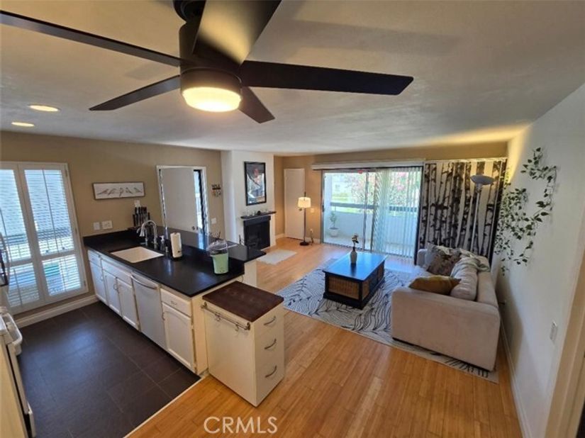 2867 S Fairview F, Santa Ana CA 92704
