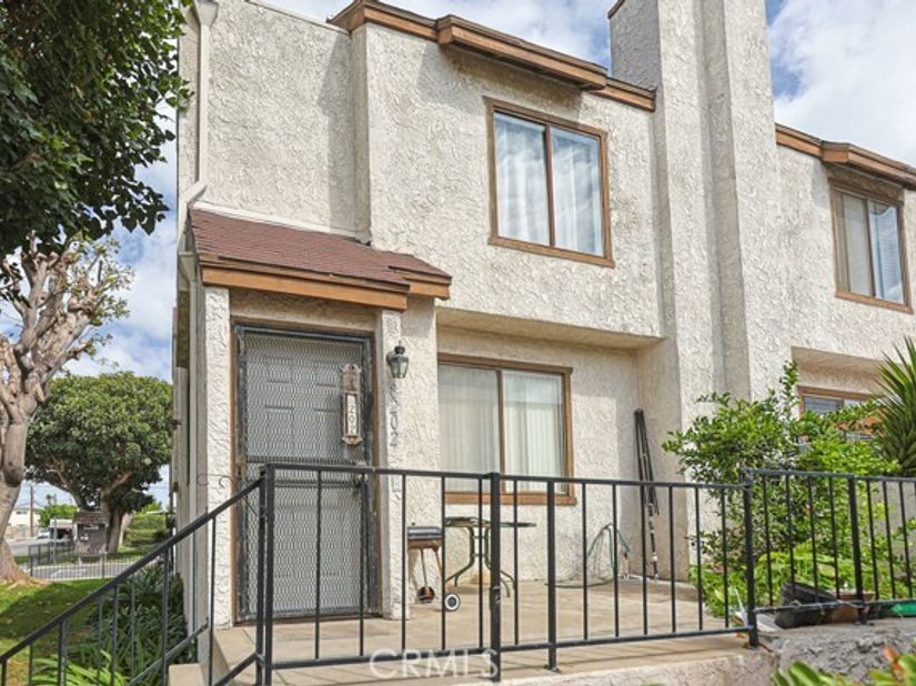 8202 Maureen, Midway City CA 92655