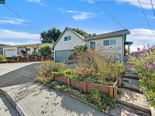 2543 Francis Dr, Pinole CA 94564