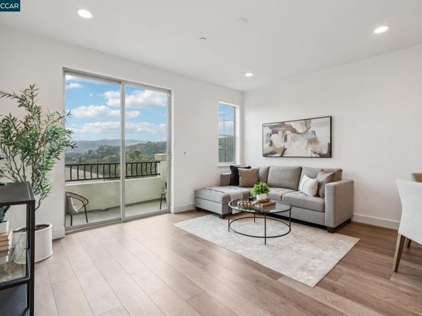 512 Laurel Knoll Ct, Martinez CA 94553