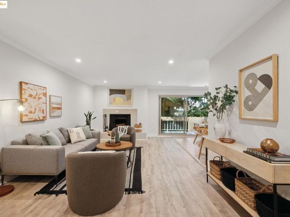 55 Fairmount Ave 215, Oakland CA 94611