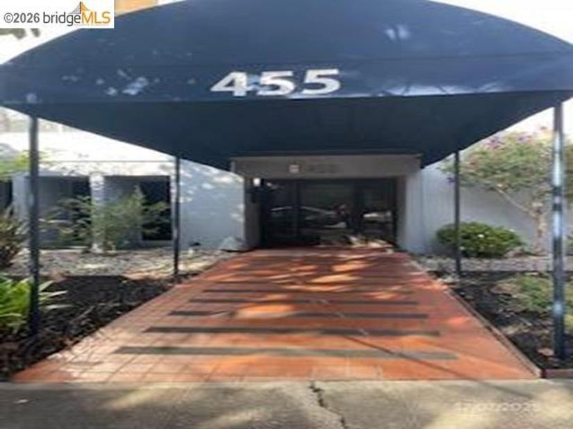 455 Crescent St 312, Oakland CA 94610