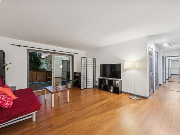 1321 Webster St D116, Alameda CA 94501