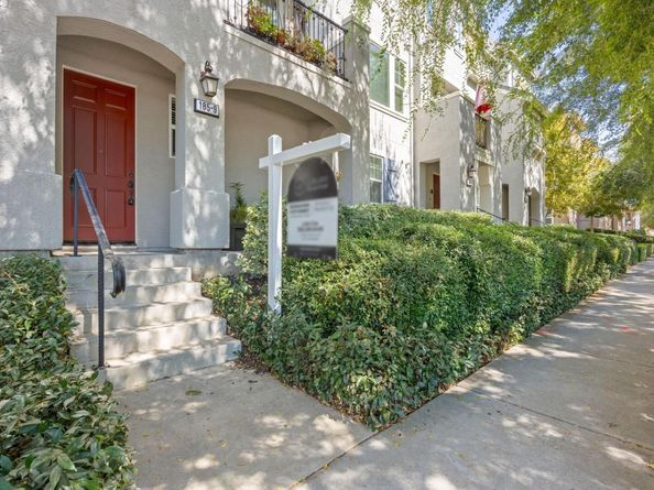 185 Heligan Ln 9, Livermore CA 94551