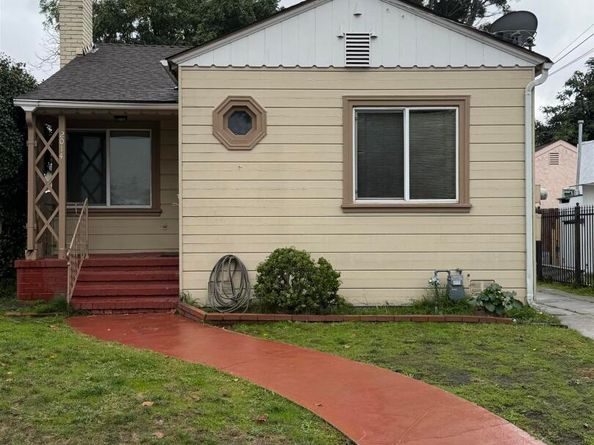 2014 100th  Ave, Oakland CA 94603