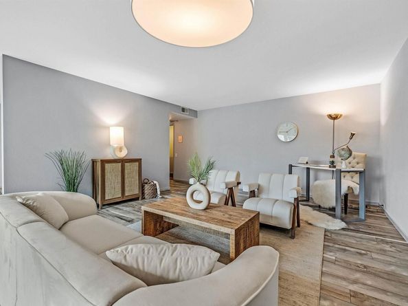 3945 Harrison St 23, Oakland CA 94611