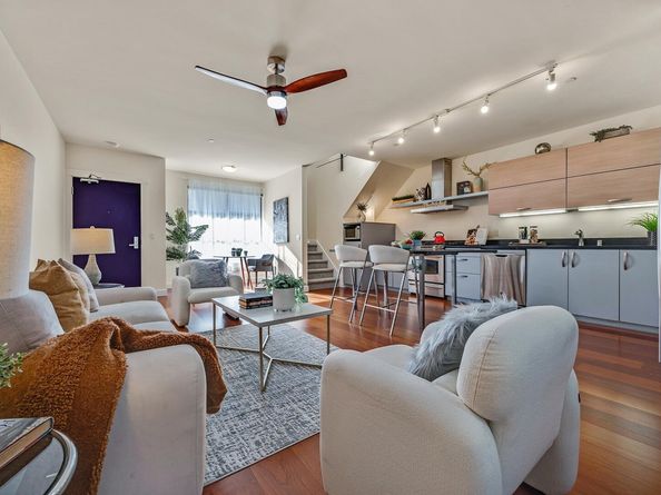 6501 San Pablo Ave 410, Oakland CA 94608