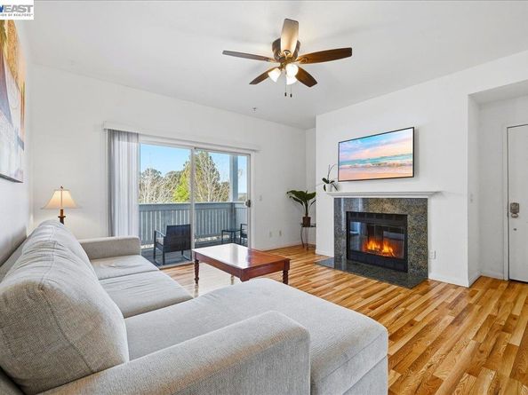 2423 Creekside Ct, Hayward CA 94542